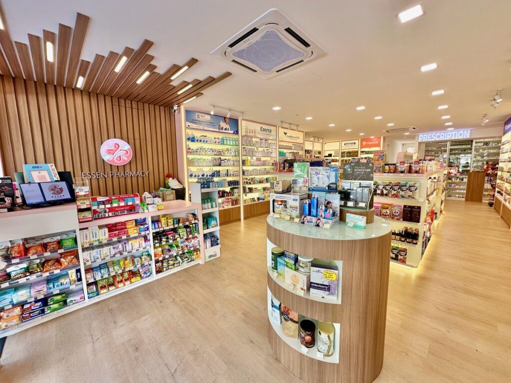 Essen Pharmacy Taman Pelangi, Johor Bahru - Interior Overview
